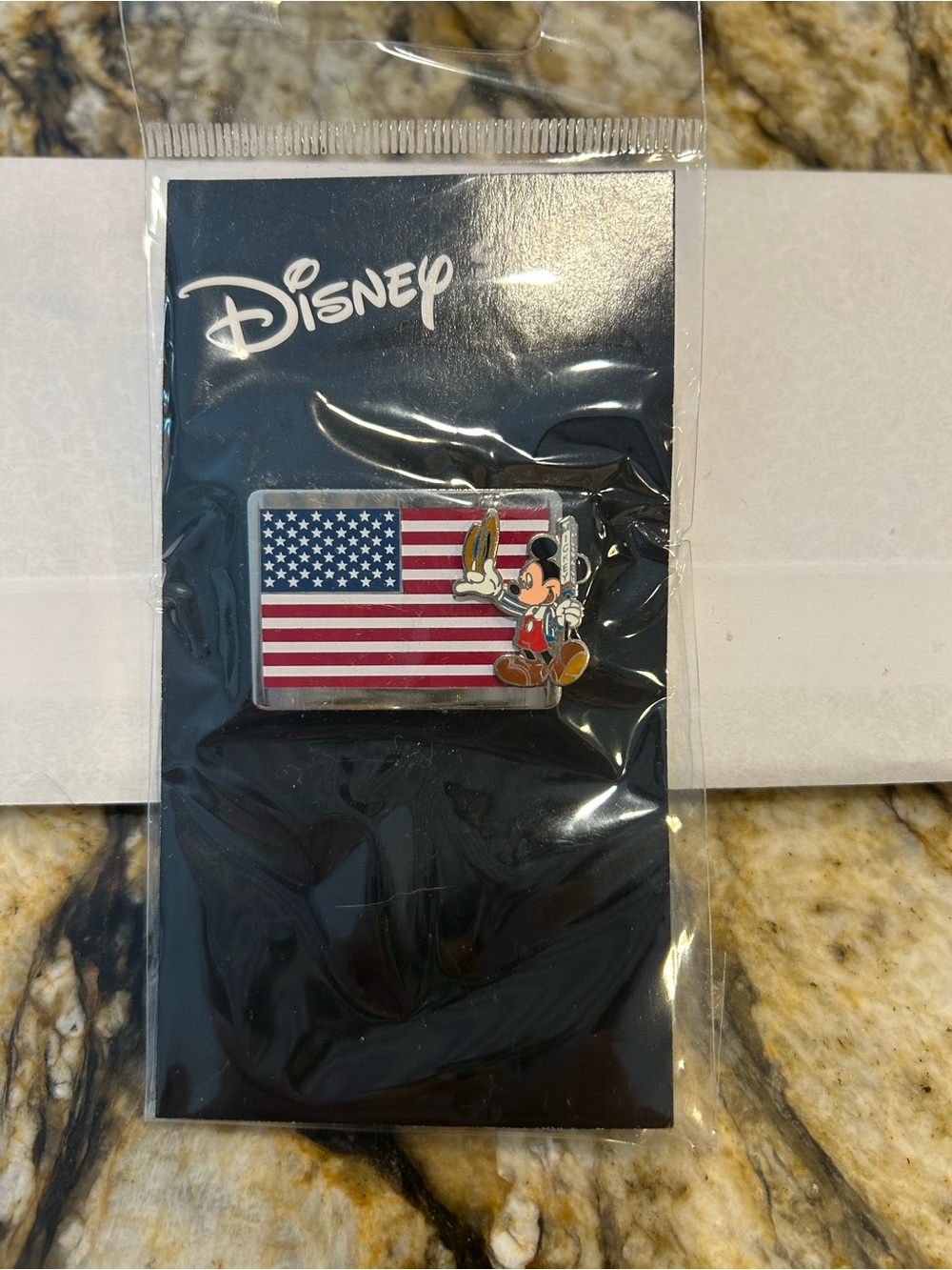 Disney Store Vintage Mickey Patriotic Trading Pin
